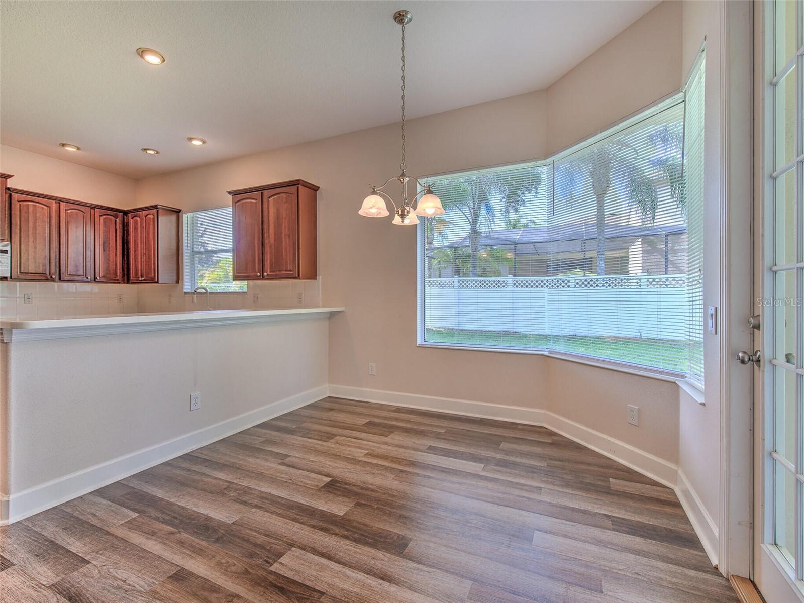 Image 21 of 52 For 20810 Lake Talia Boulevard