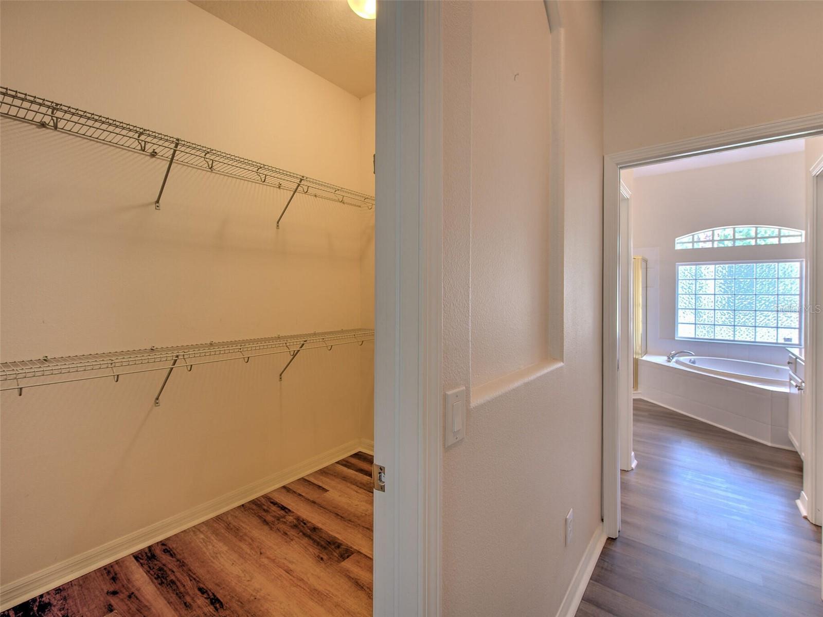 Image 31 of 52 For 20810 Lake Talia Boulevard