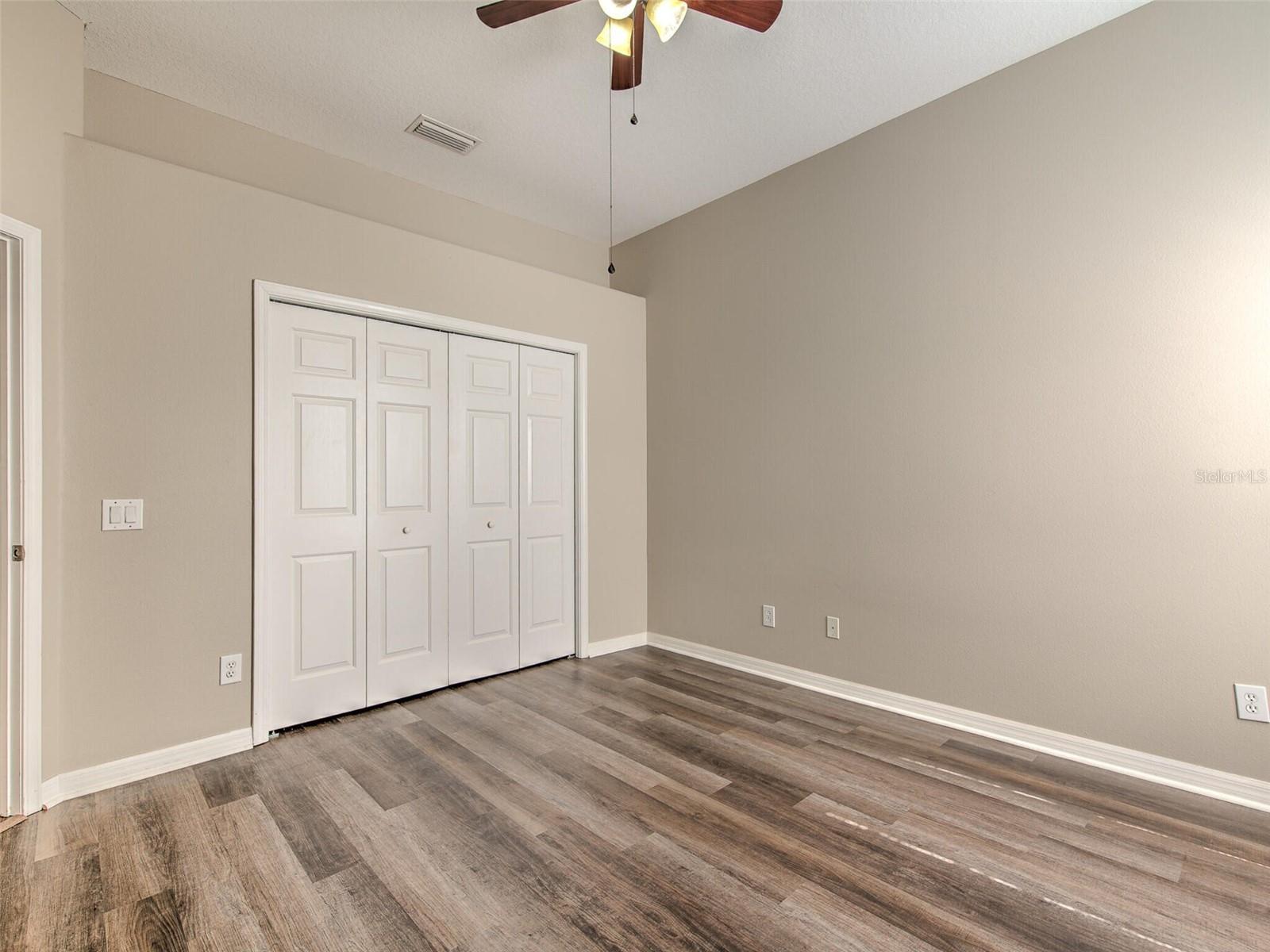 Image 36 of 52 For 20810 Lake Talia Boulevard