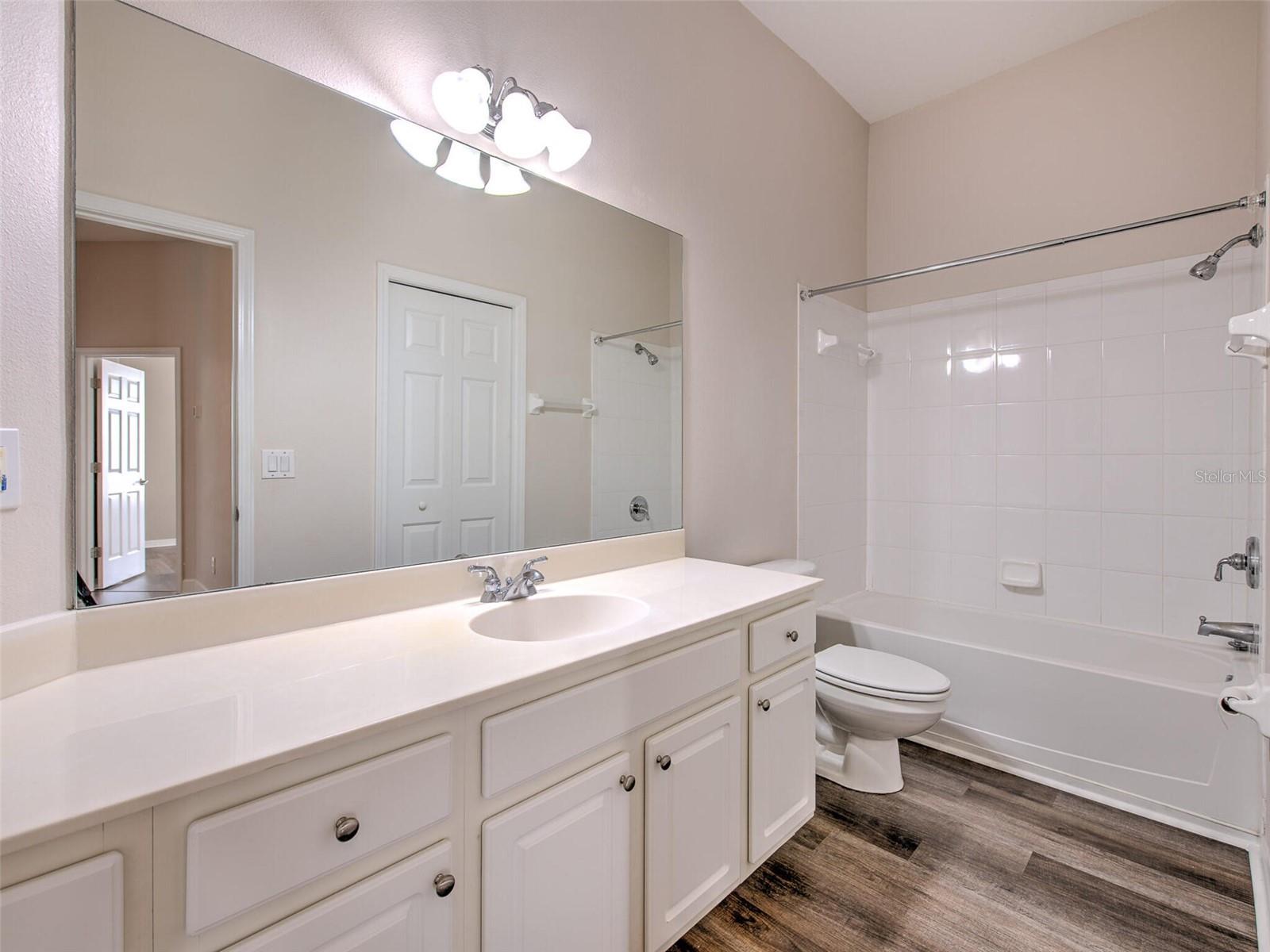 Image 39 of 52 For 20810 Lake Talia Boulevard