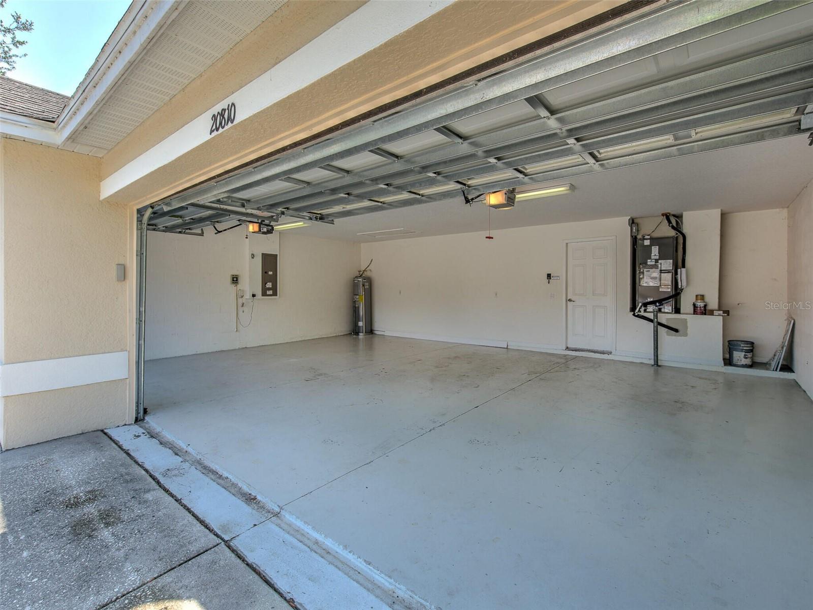 Image 9 of 52 For 20810 Lake Talia Boulevard