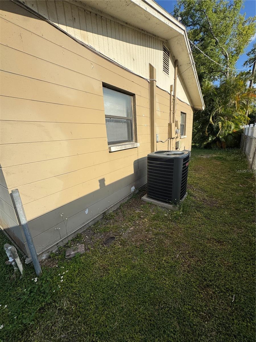 Image 17 of 20 For 7620 32nd Avenue S