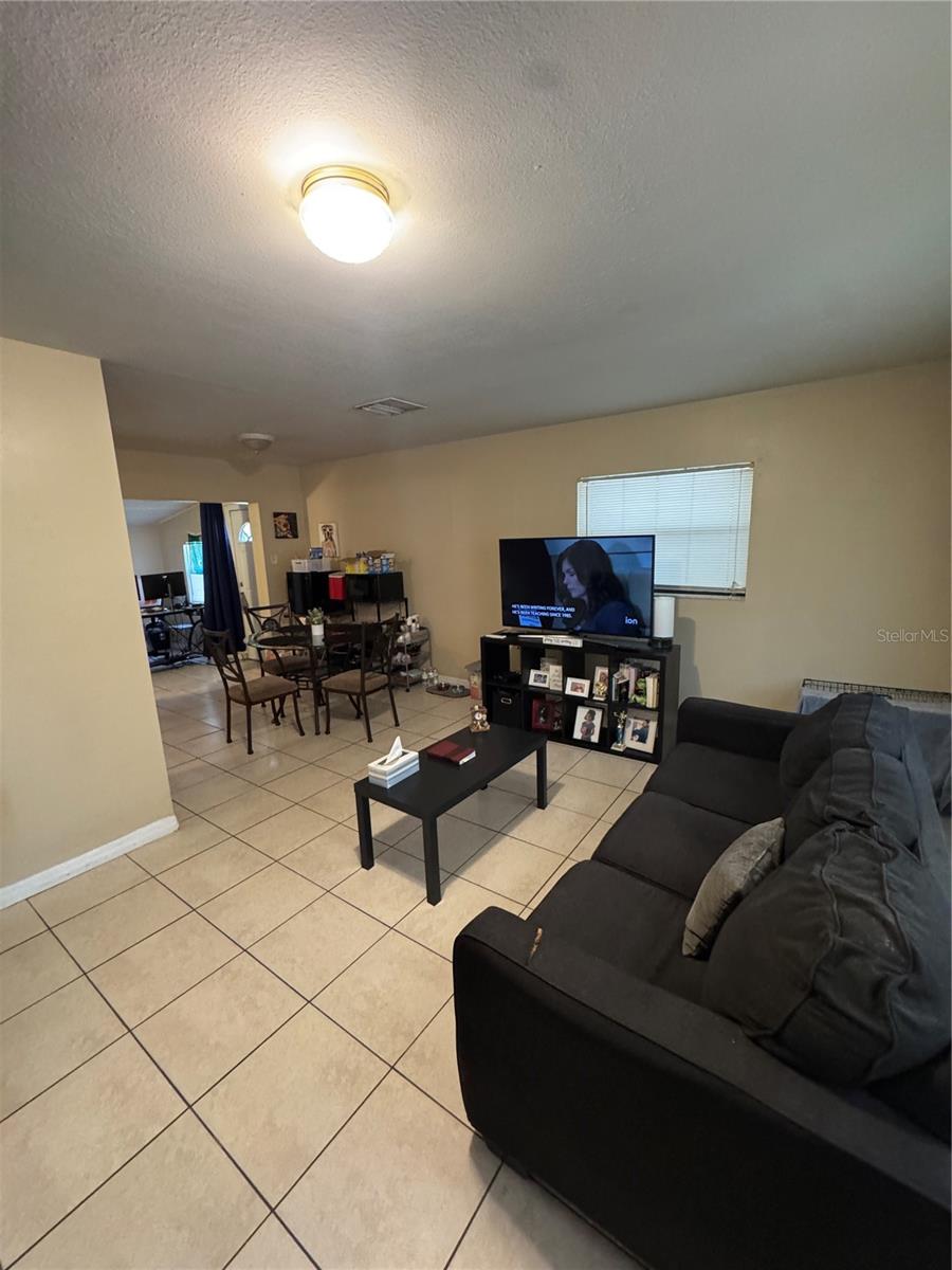 Image 3 of 20 For 7620 32nd Avenue S