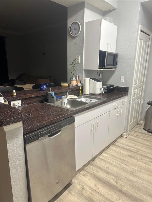 Image 4 of 17 For 17108 Carrington Park Drive 716