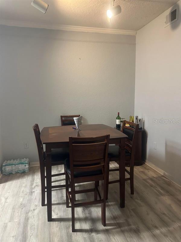 Image 6 of 17 For 17108 Carrington Park Drive 716