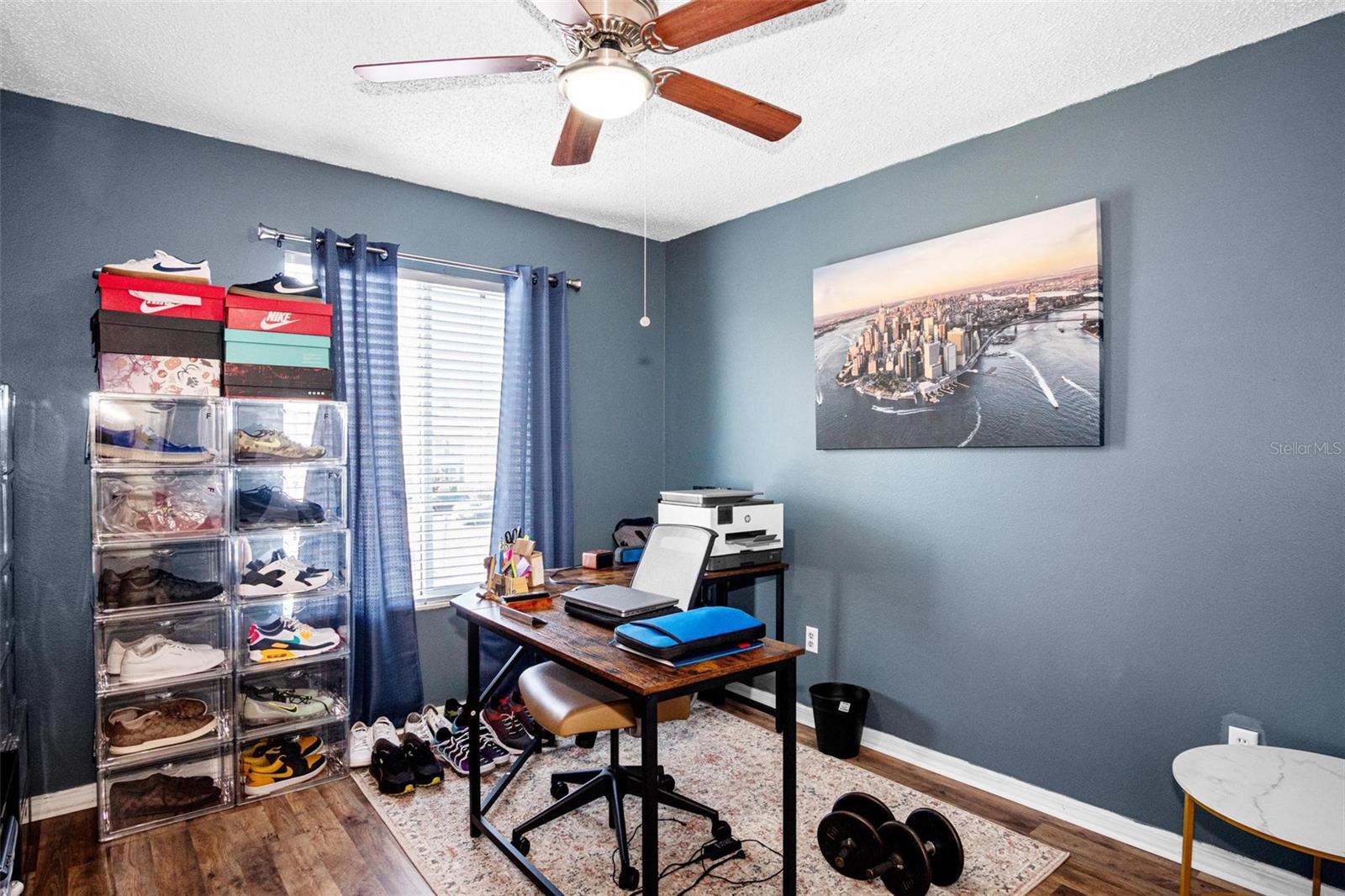 Listing photo id 15 for 1603 Fluorshire Drive