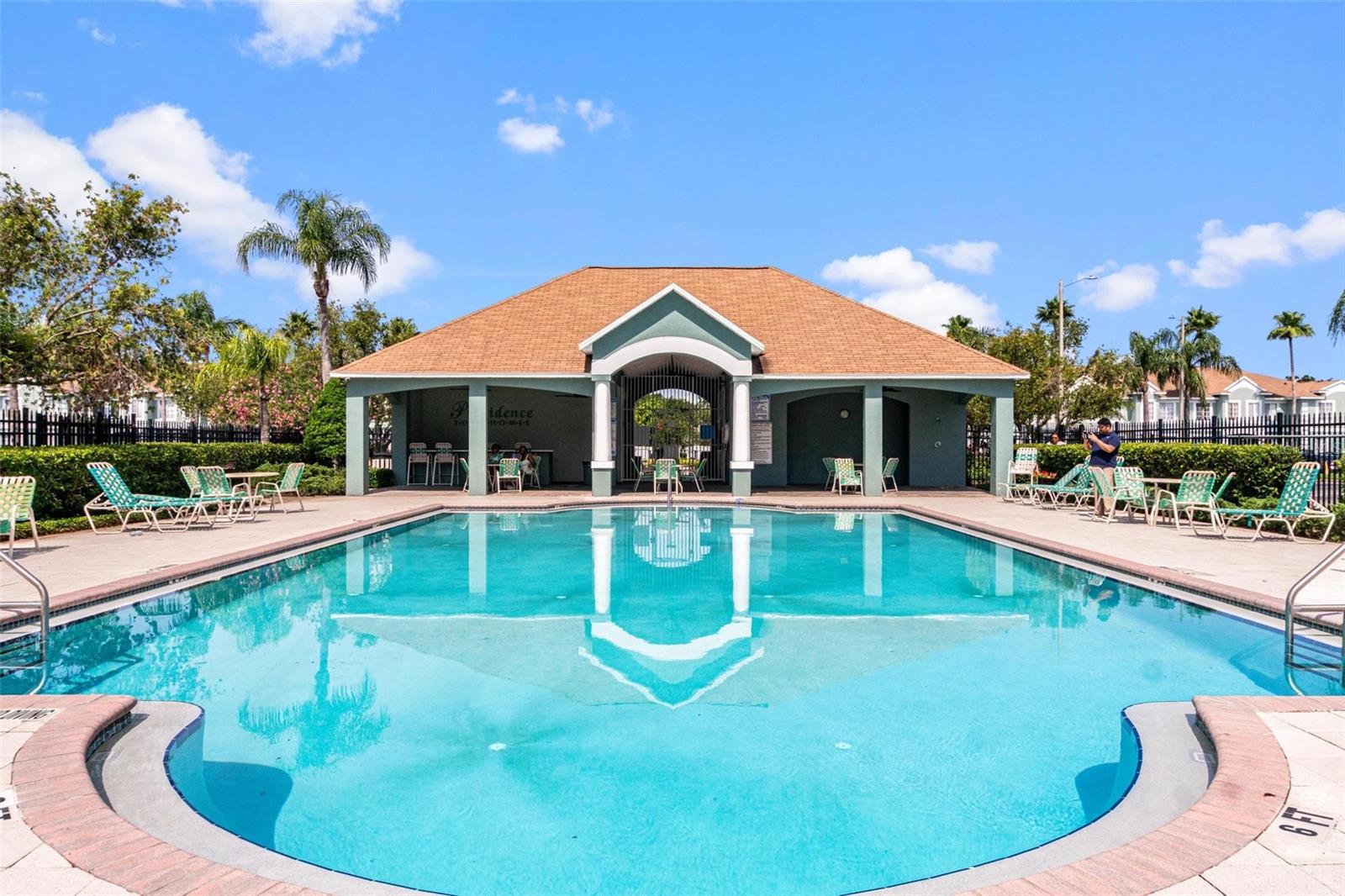 Listing photo id 17 for 1603 Fluorshire Drive