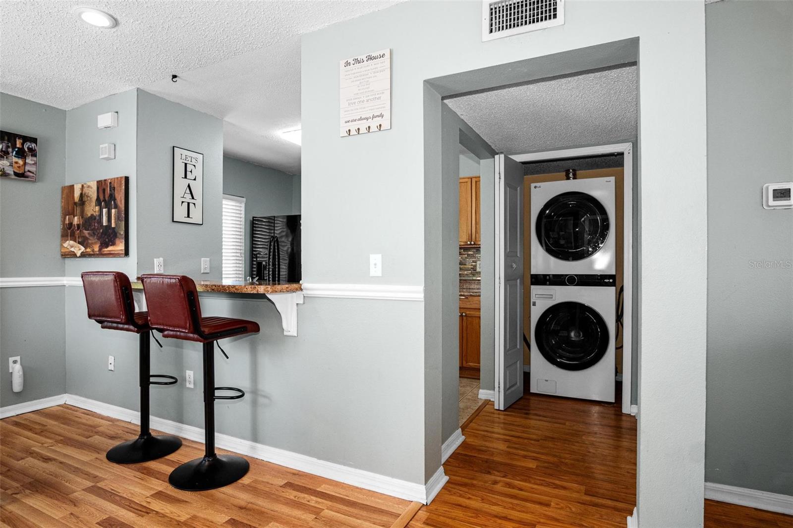 Listing photo id 6 for 1603 Fluorshire Drive