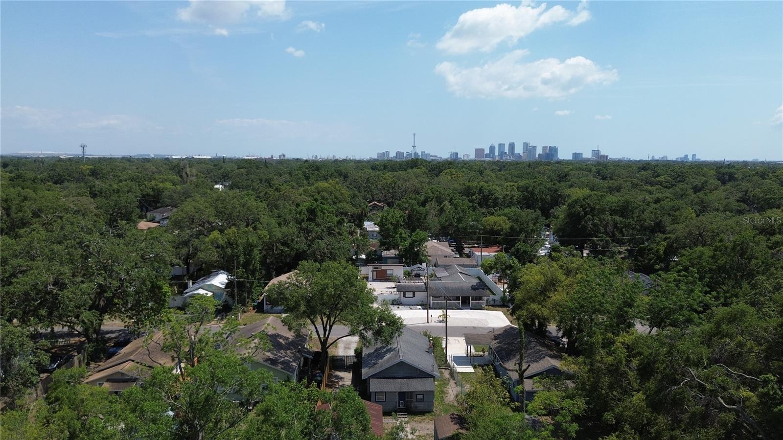 Image 15 of 29 For 1221 Osborne Avenue