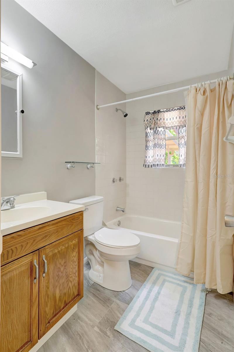 Image 19 of 48 For 706 56th Street