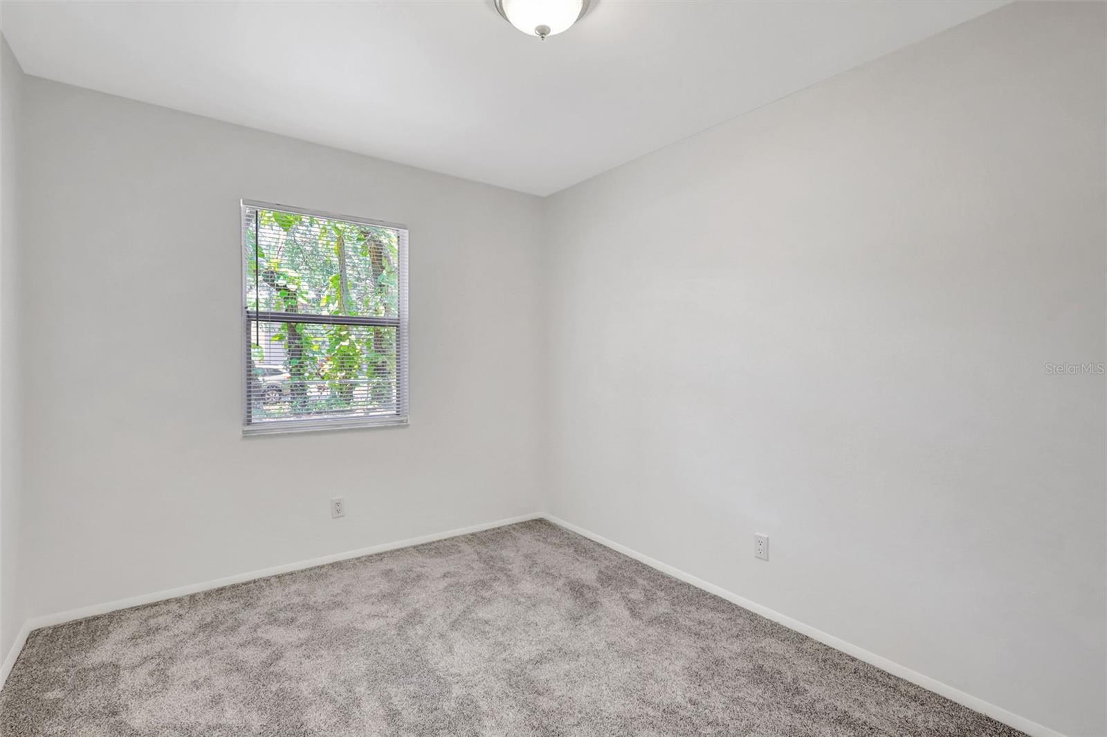 Image 23 of 48 For 706 56th Street