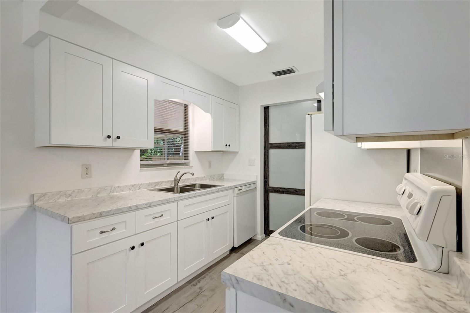 Image 6 of 48 For 706 56th Street