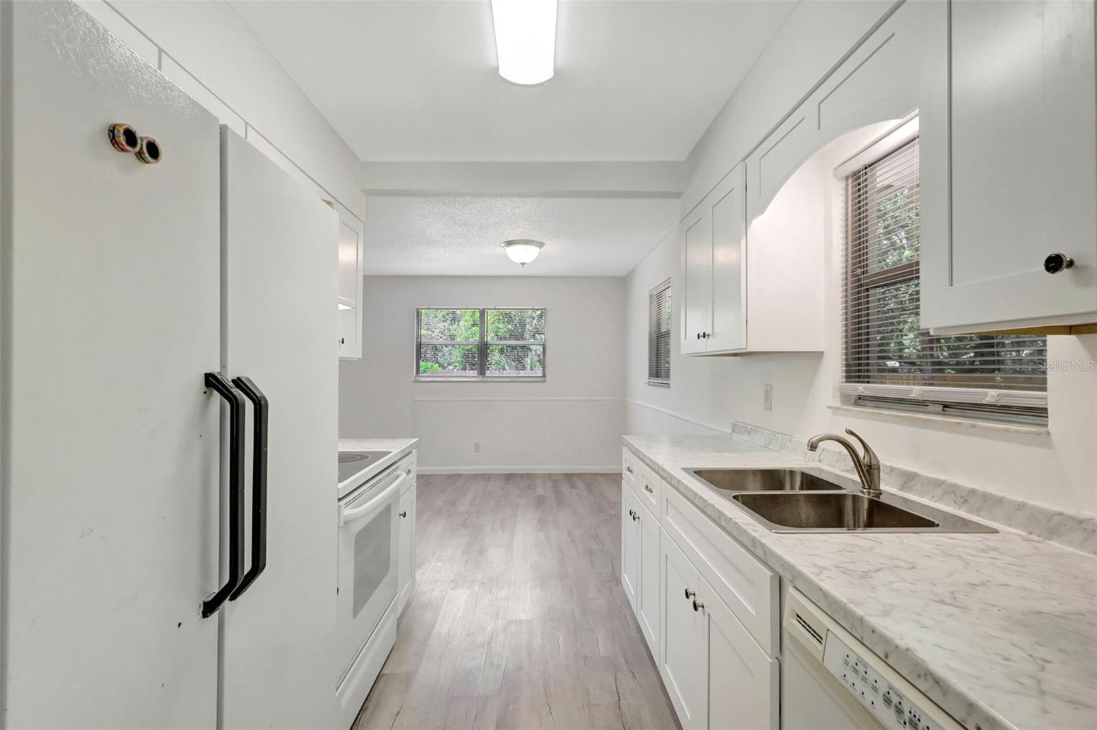 Image 9 of 48 For 706 56th Street