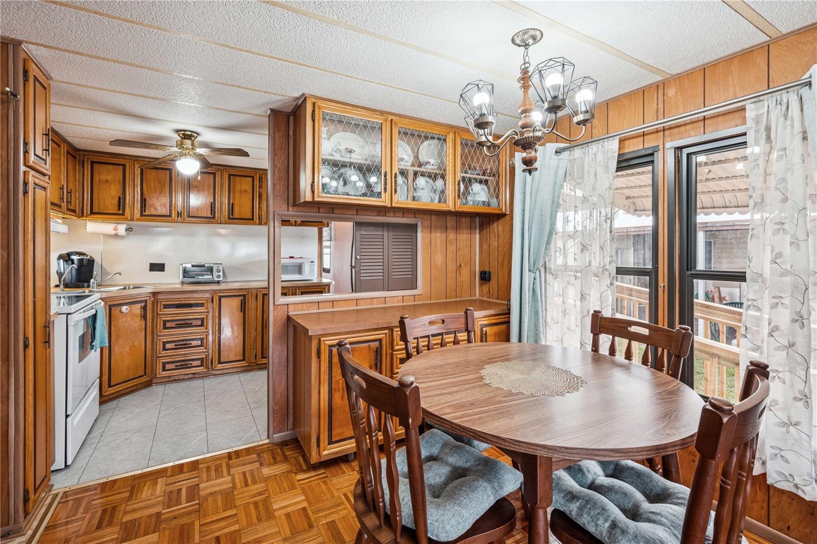 Image 8 of 54 For 37105 Lois Avenue