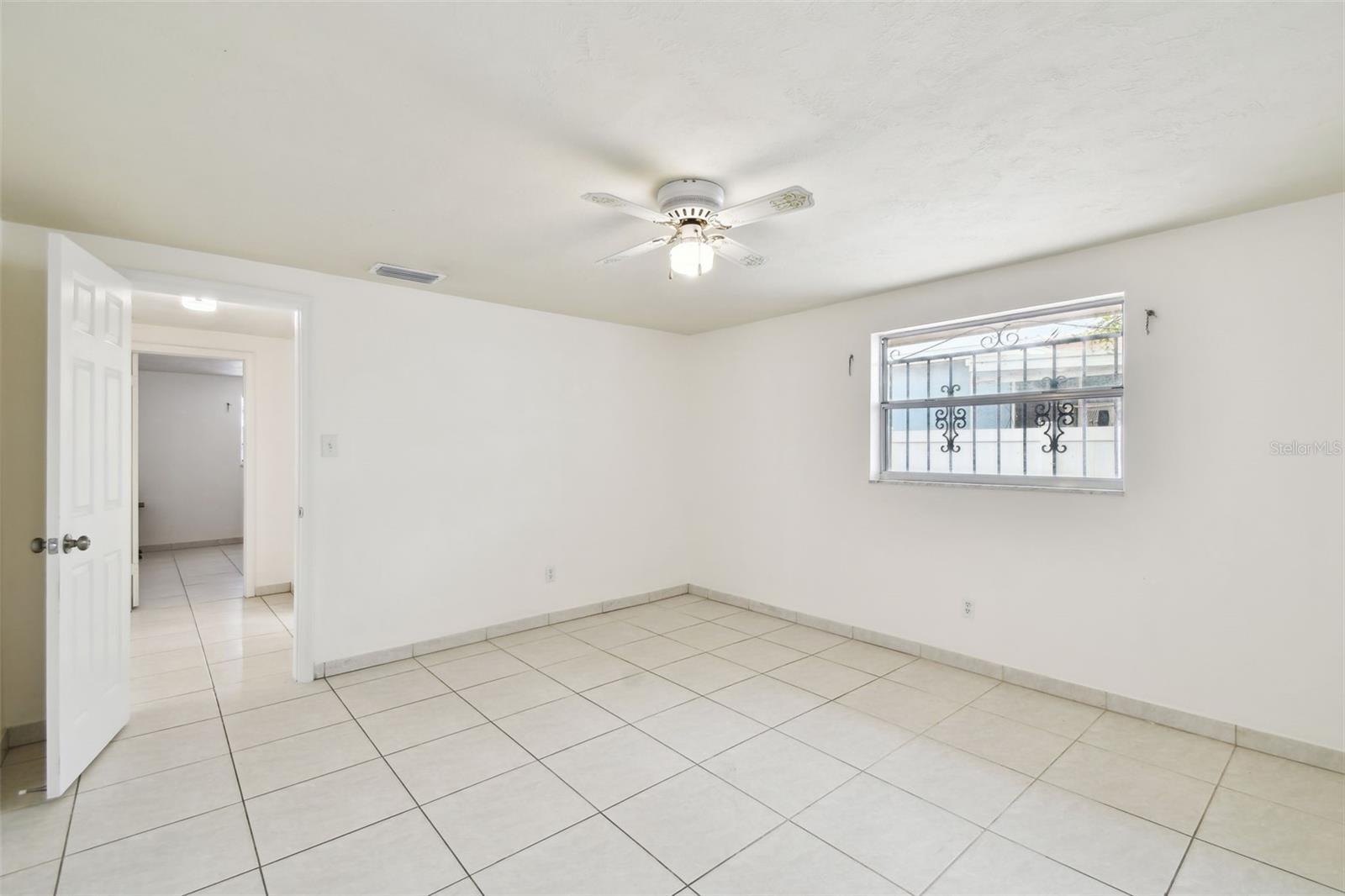 Image 17 of 53 For 3324 Saint Joseph Street