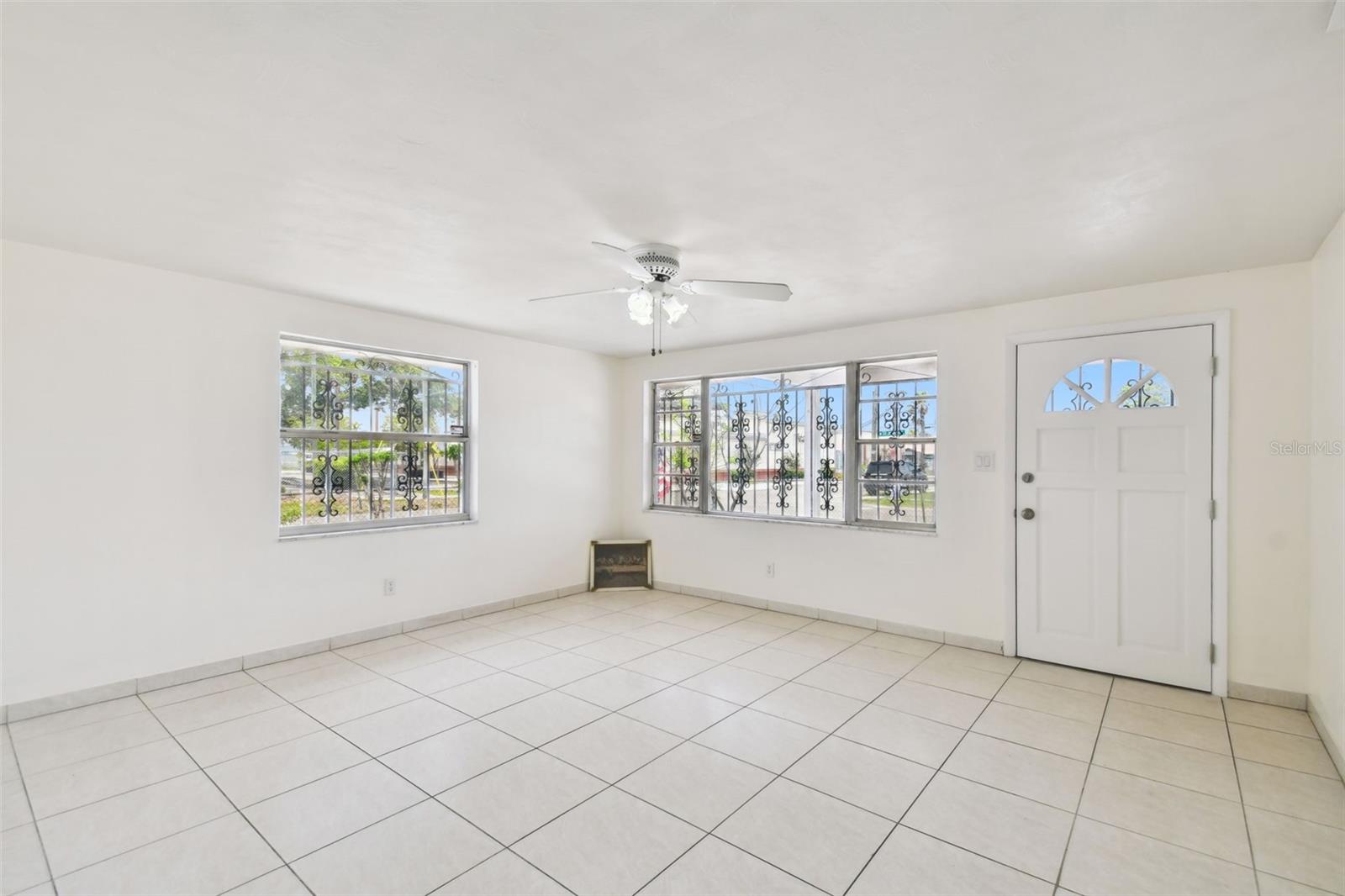 Image 9 of 53 For 3324 Saint Joseph Street