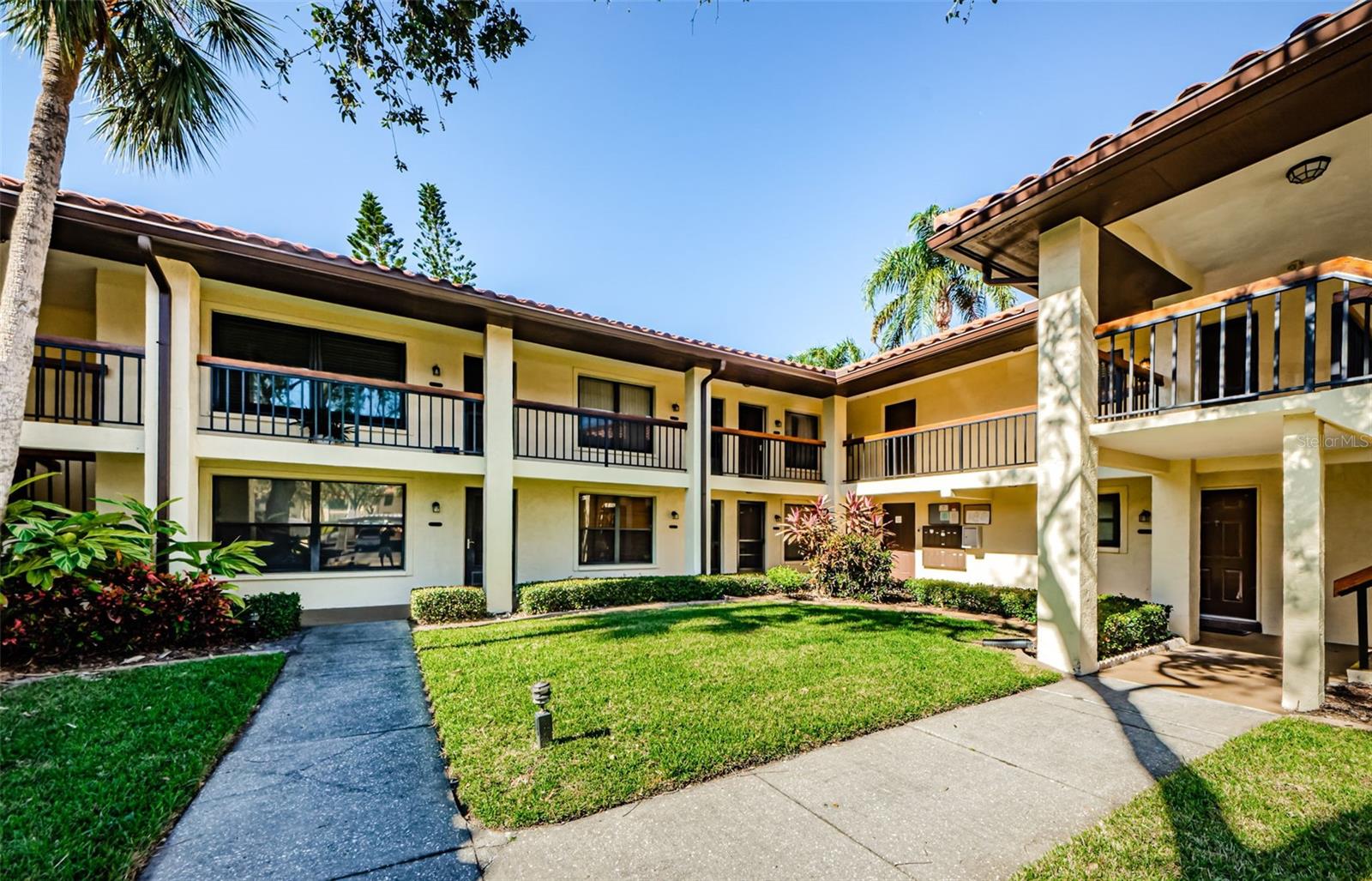 Details for 2112 Hammock Pine Boulevard 2112, CLEARWATER, FL 33761