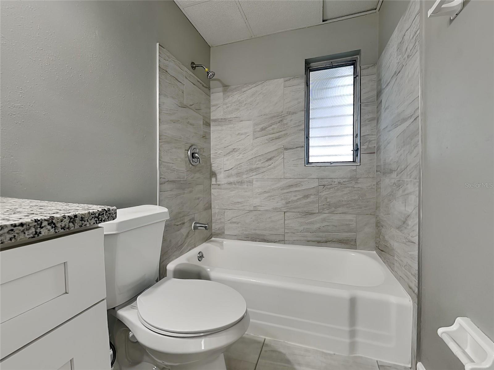 Image 13 of 14 For 10916 14th Street