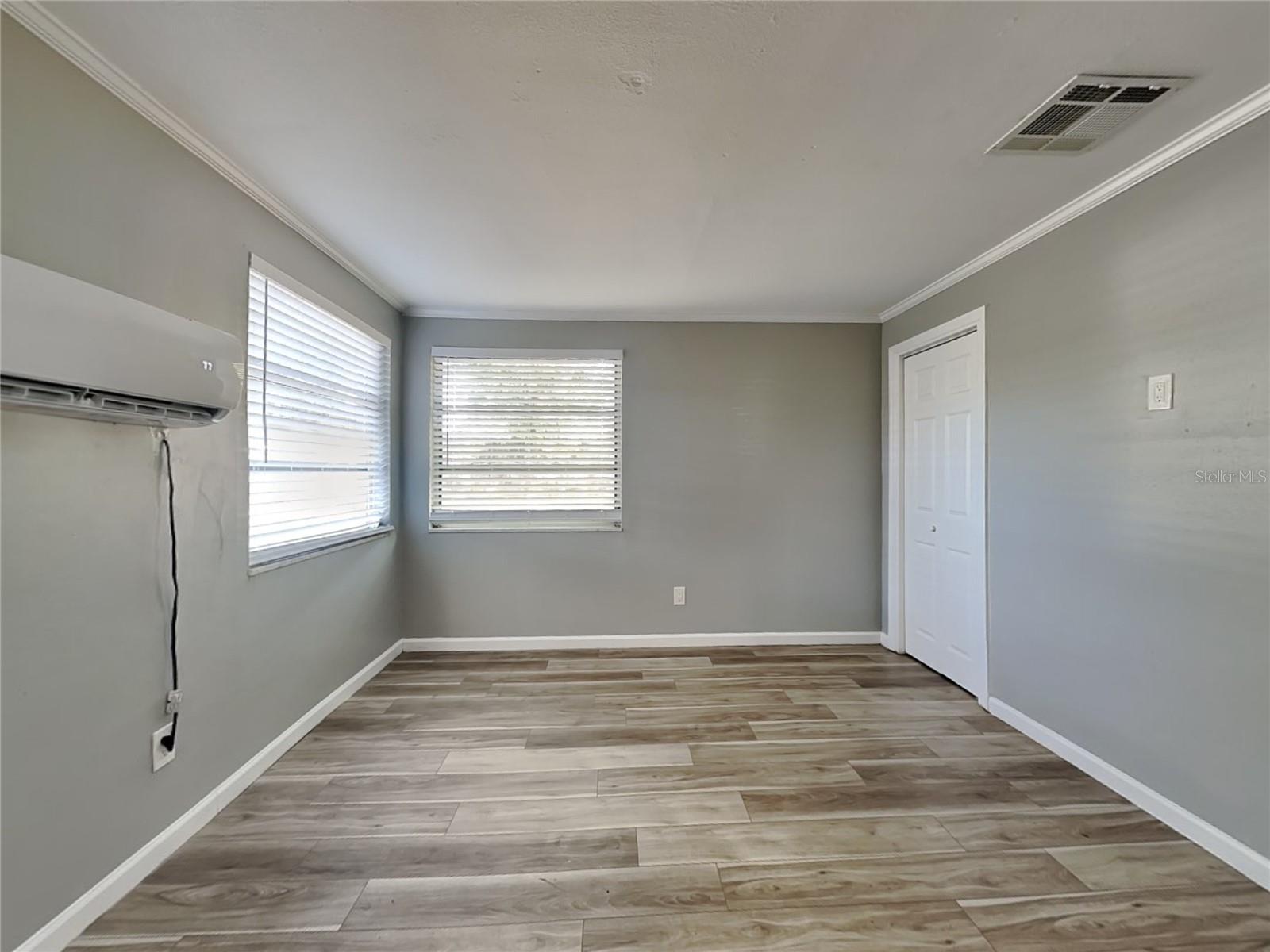 Image 5 of 14 For 10916 14th Street