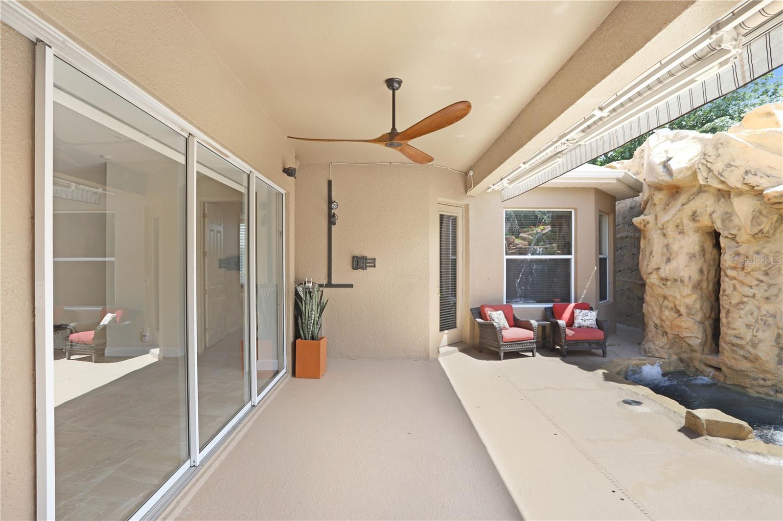 Listing photo id 39 for 23325 Abercorn Lane