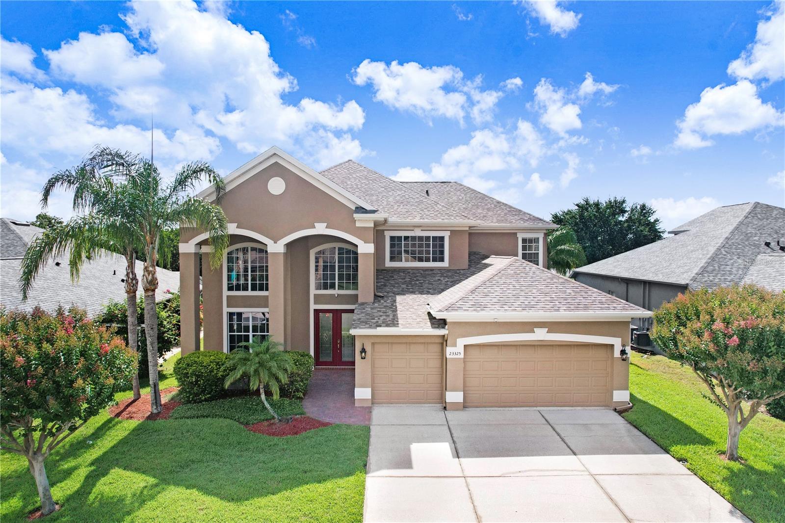 Listing photo id 50 for 23325 Abercorn Lane