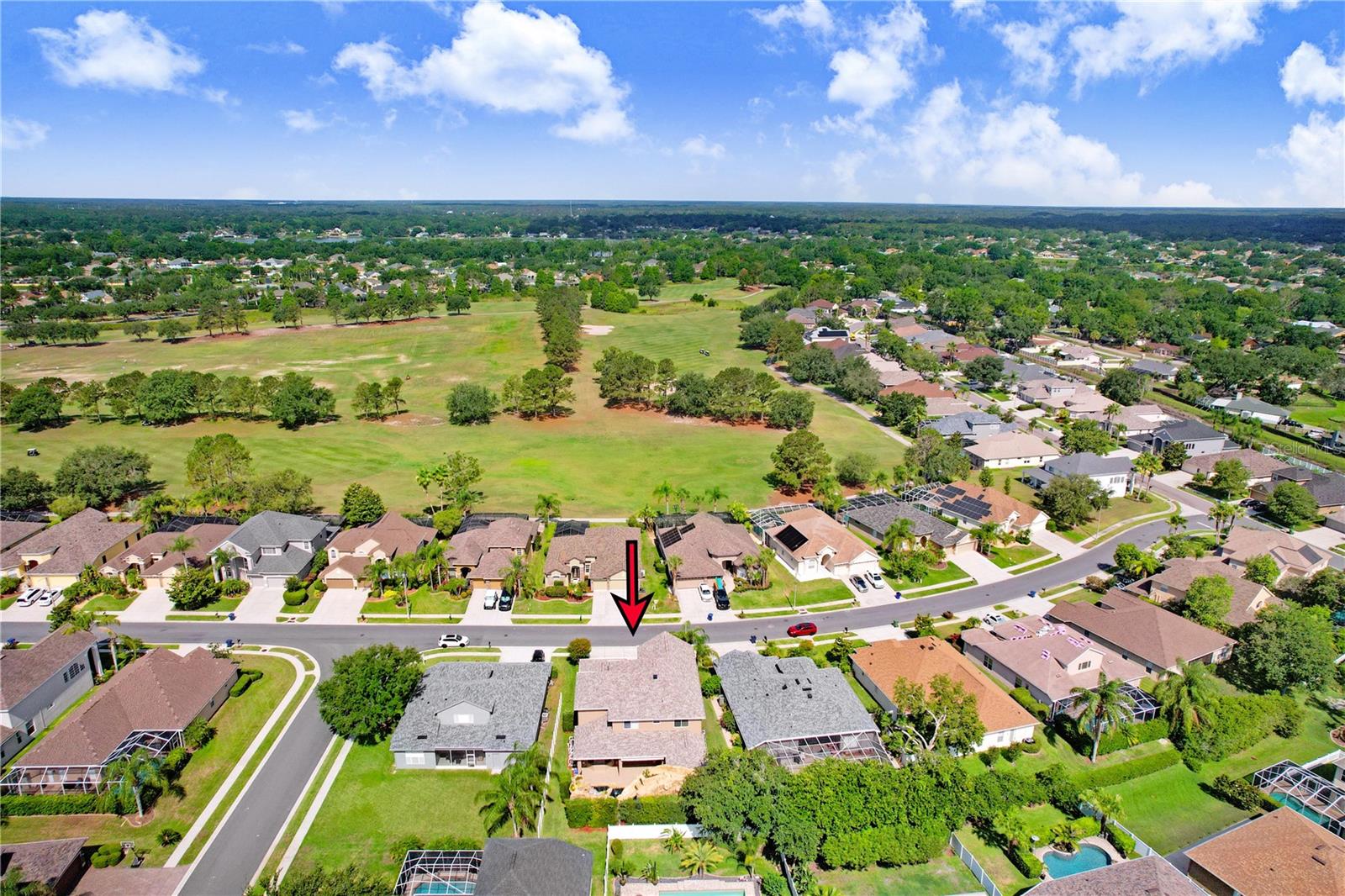 Listing photo id 56 for 23325 Abercorn Lane