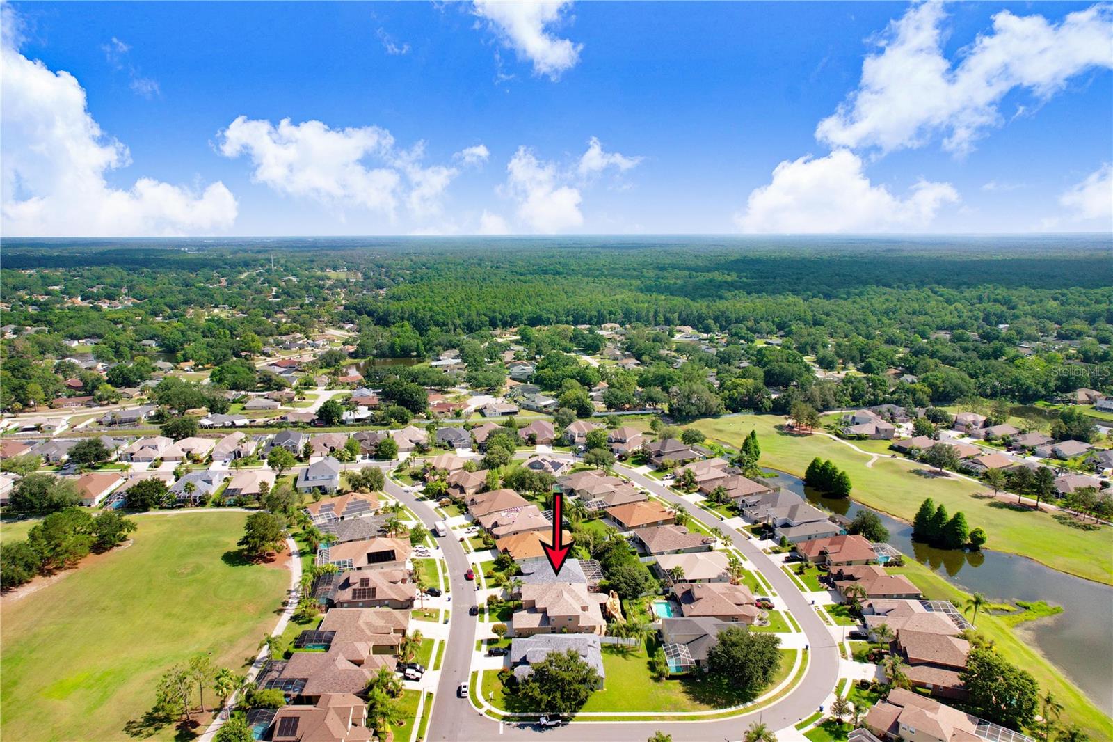 Listing photo id 61 for 23325 Abercorn Lane