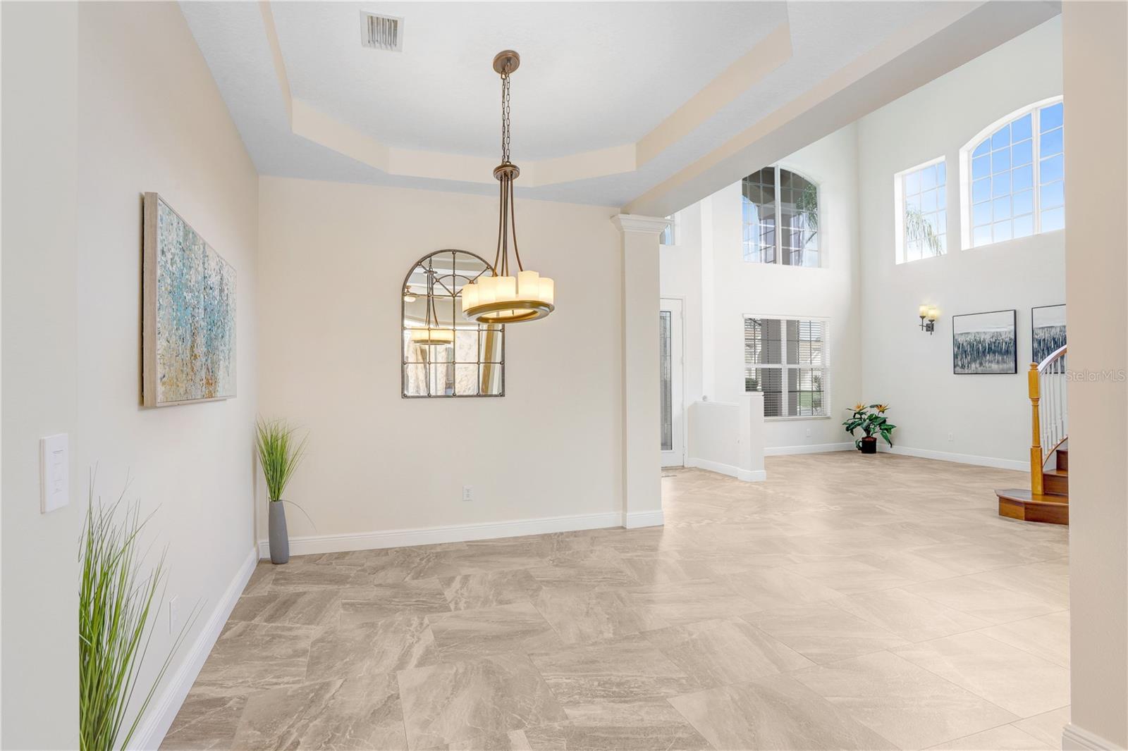 Listing photo id 7 for 23325 Abercorn Lane
