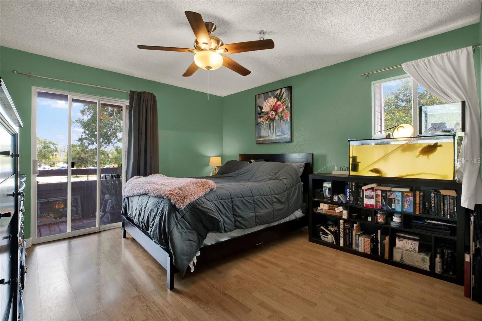 Image 13 of 17 For 10265 Gandy Boulevard N 906