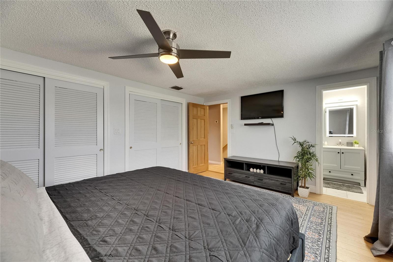 Image 23 of 39 For 4710 Travertine Drive