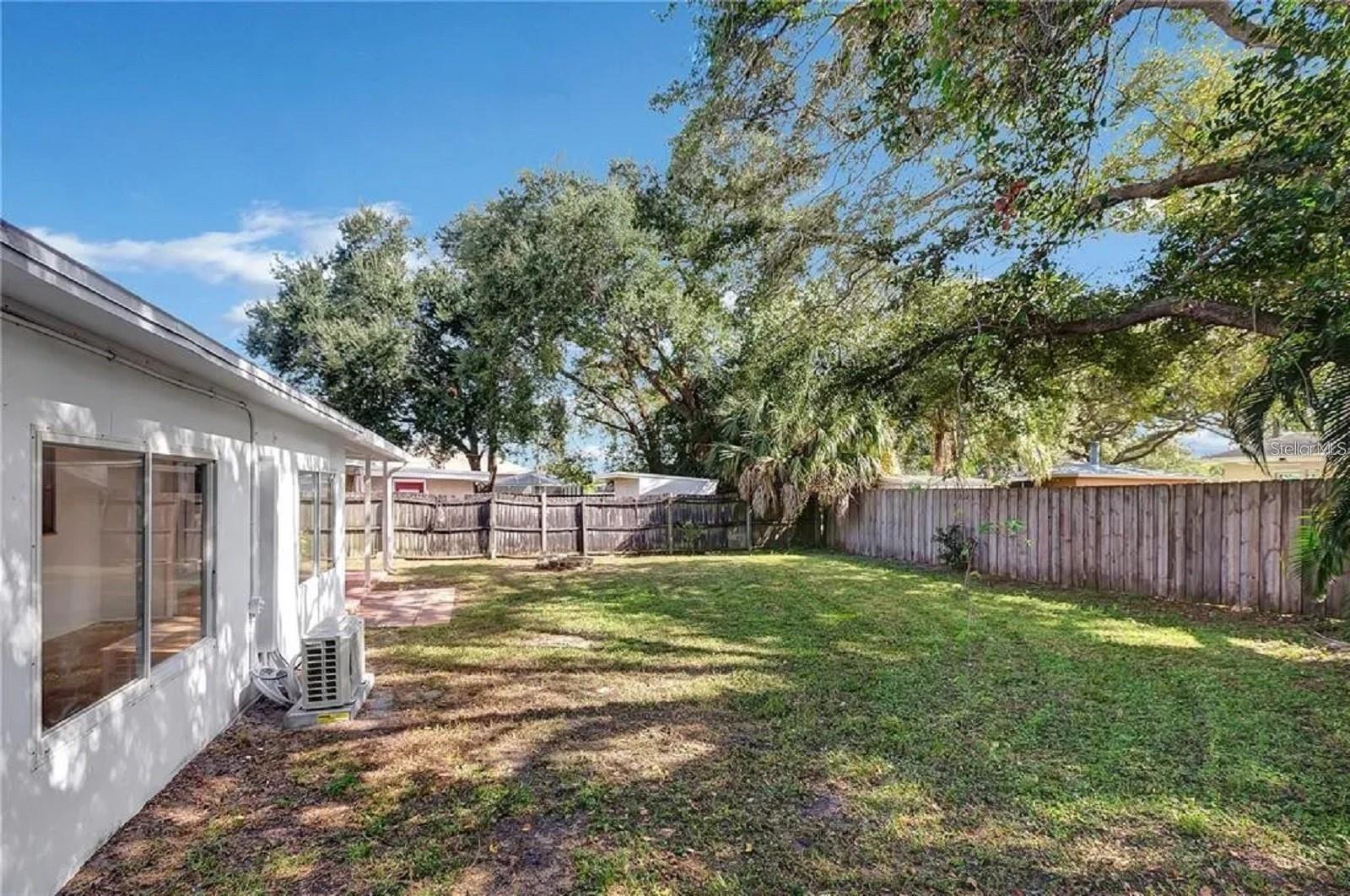 Image 16 of 17 For 10184 66th Avenue