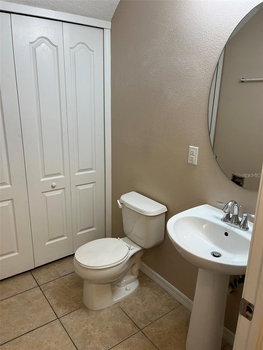 Image 17 of 20 For 10964 Keys Gate Drive