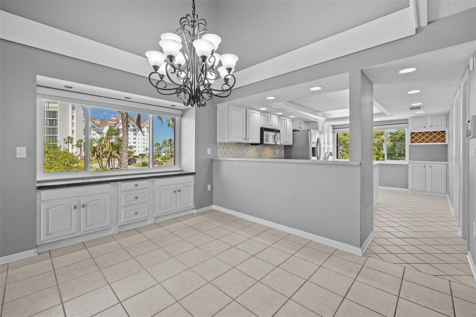 Image 12 of 83 For 101 Marina Del Rey Court