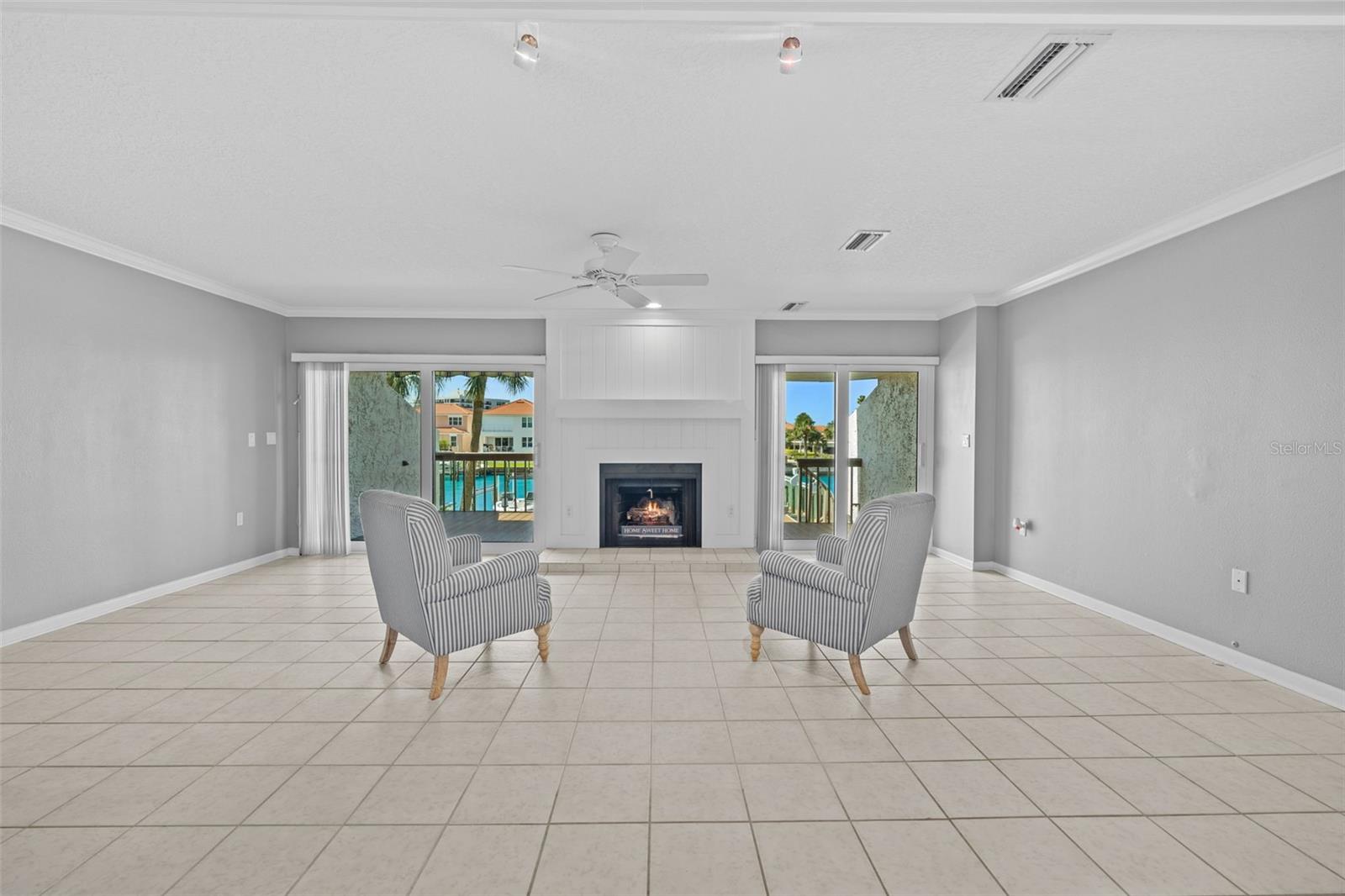 Image 4 of 83 For 101 Marina Del Rey Court