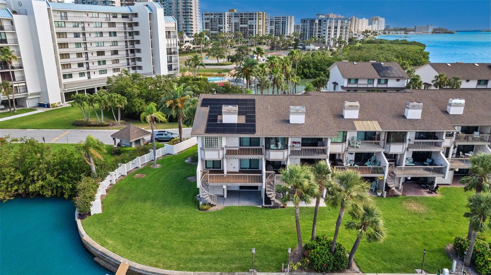 Image 55 of 83 For 101 Marina Del Rey Court