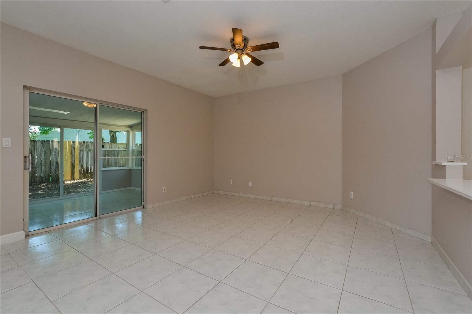 Image 4 of 15 For 11208 Huxley Avenue