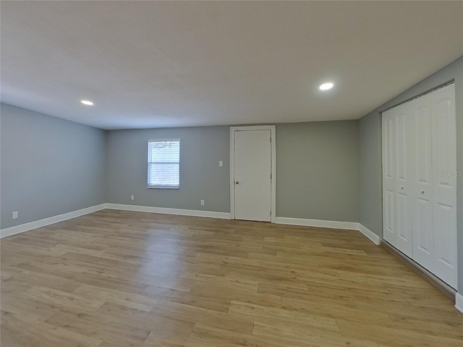 Image 16 of 19 For 3440 18th Street N