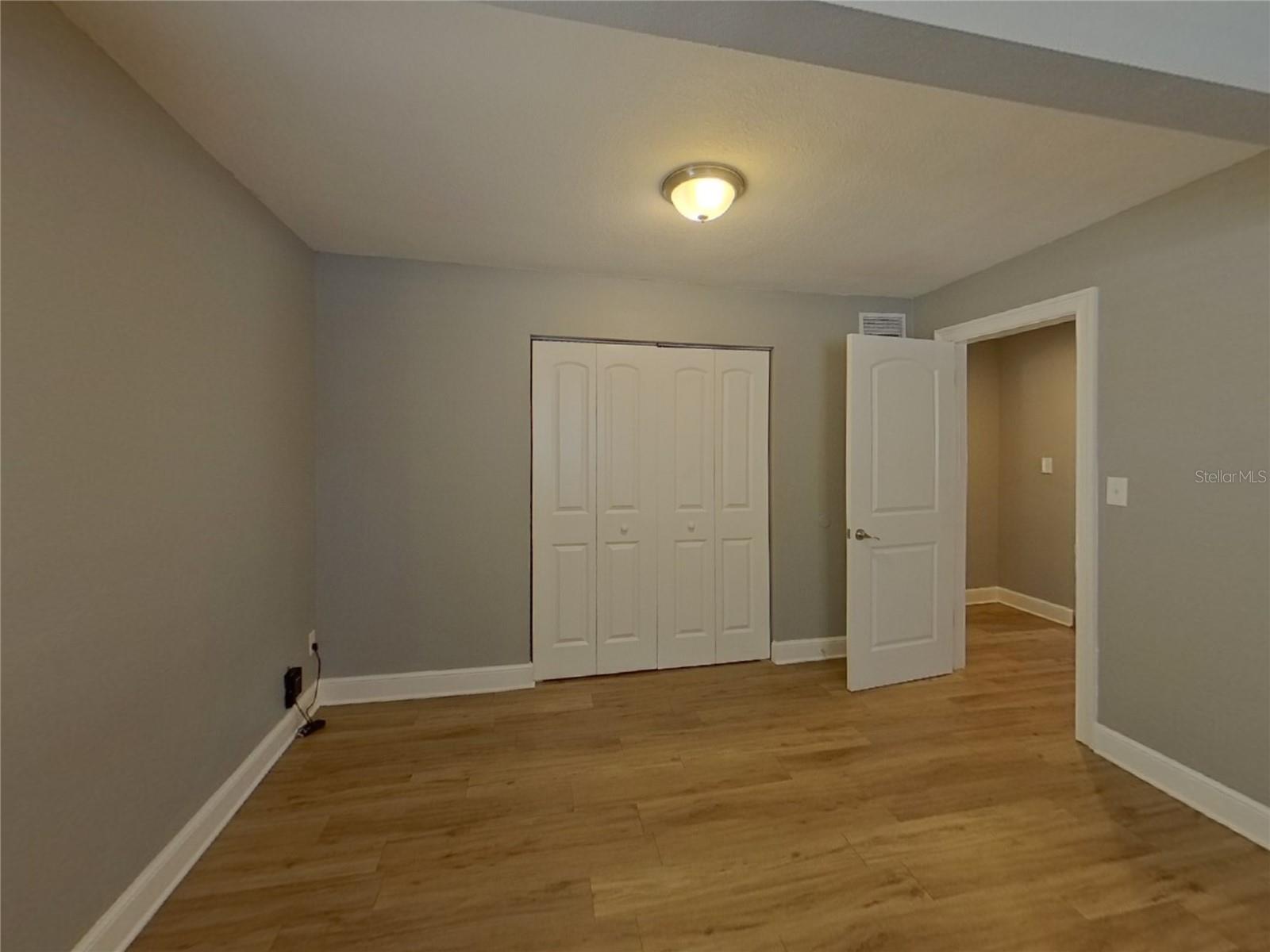 Image 7 of 19 For 3440 18th Street N