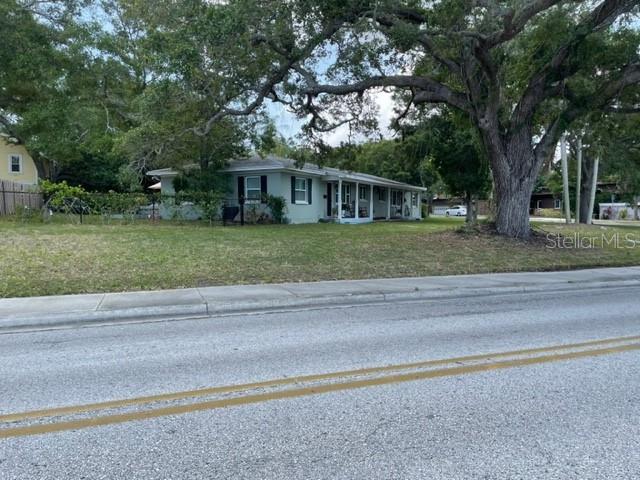 Image 9 of 17 For 709 Indian Rocks Road