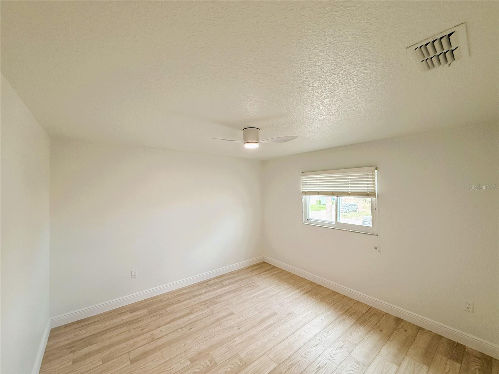 Image 21 of 24 For 4560 Rickover Court