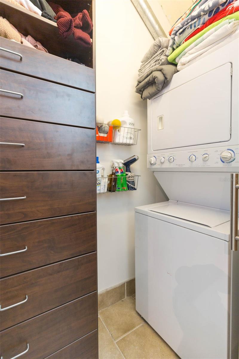 Image 16 of 43 For 101 12th Street 400