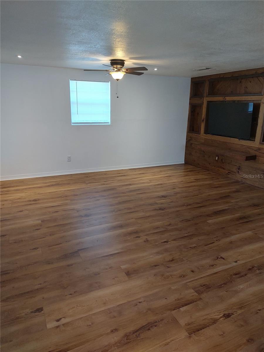 Image 6 of 14 For 8502 20th Street