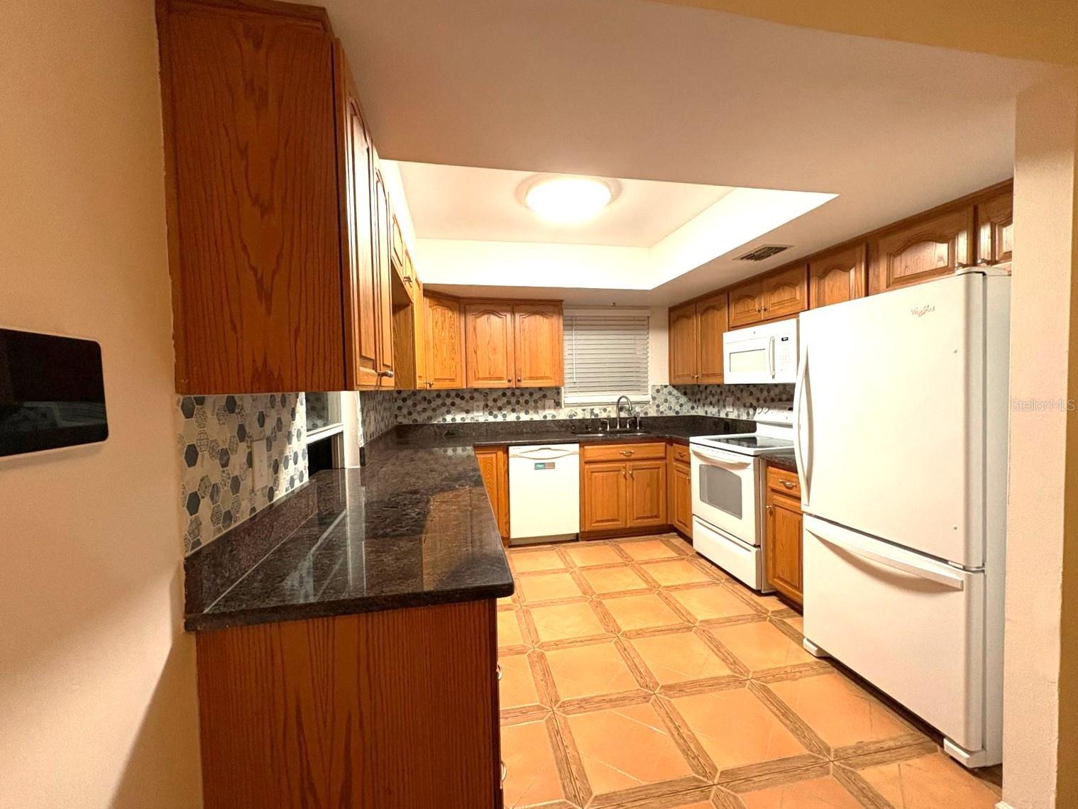 Image 18 of 64 For 10775 Glen Ellen Drive