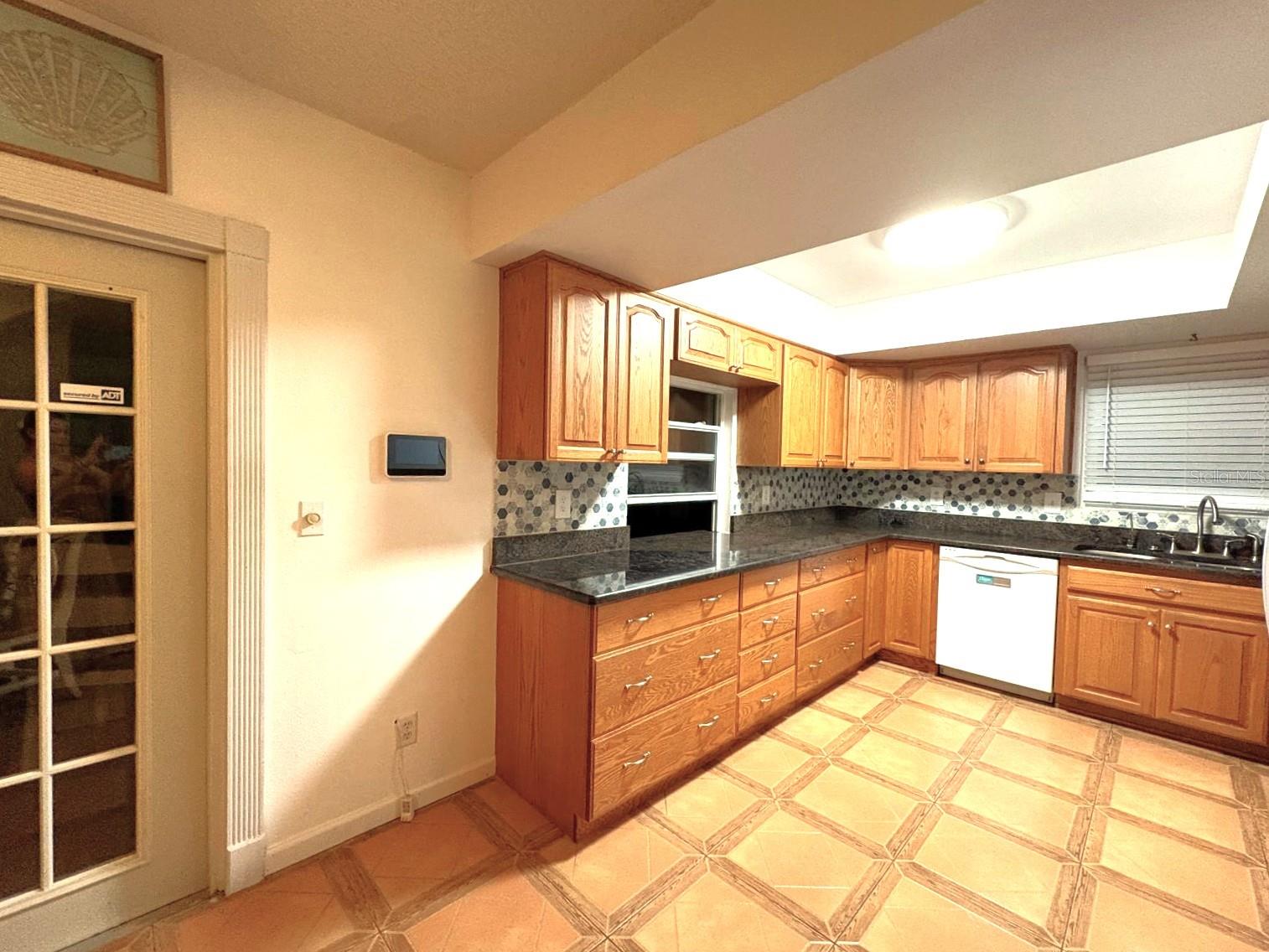 Image 20 of 64 For 10775 Glen Ellen Drive