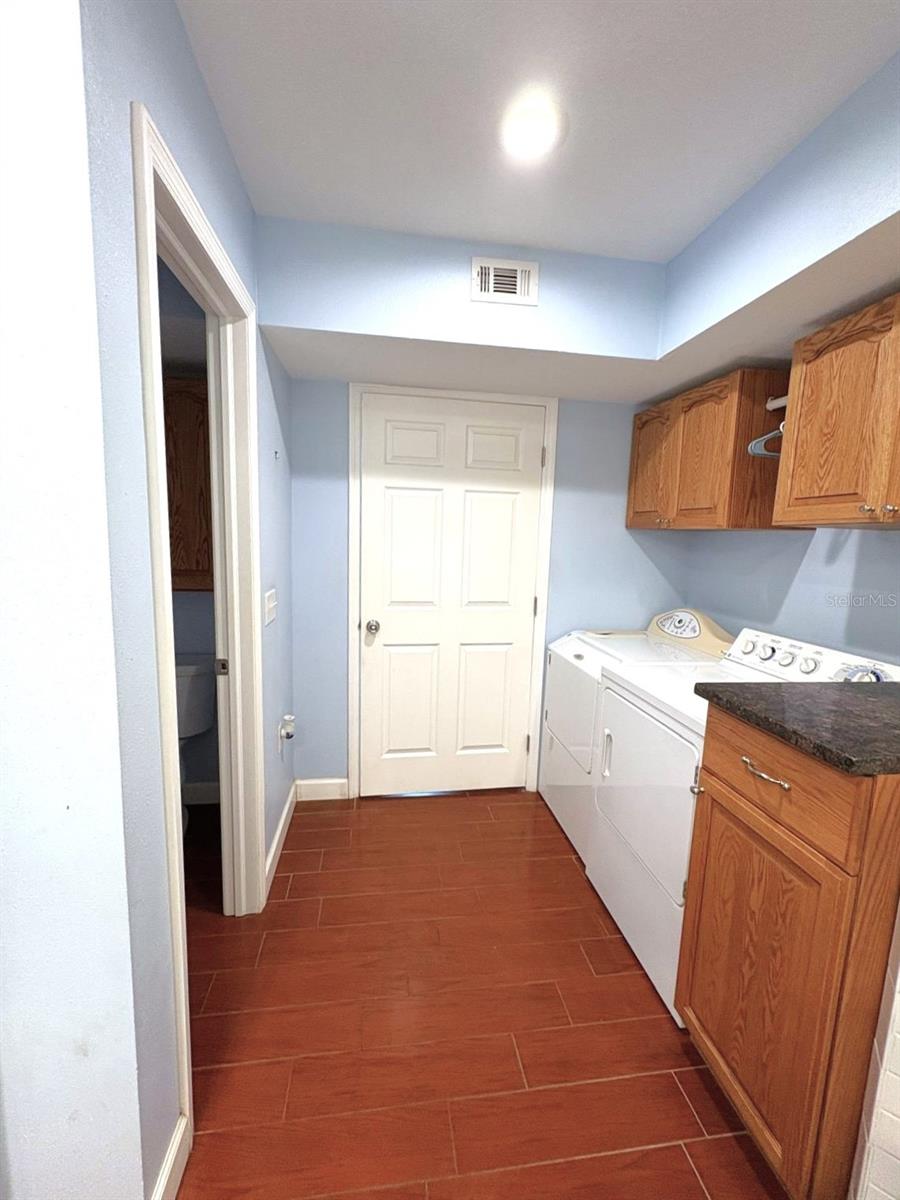 Image 29 of 64 For 10775 Glen Ellen Drive