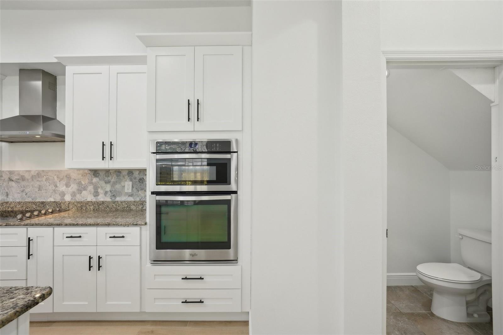 Image 21 of 60 For 307 Arrawana Avenue 100