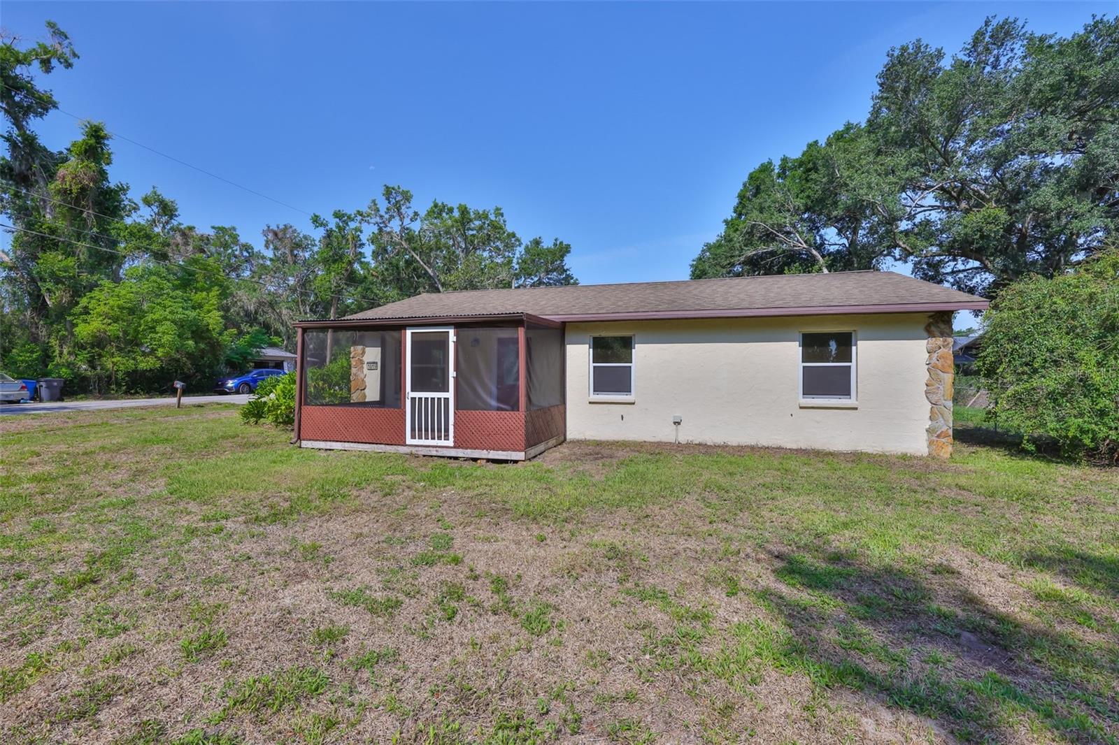 Details for 1019 Lakeside Drive, SEFFNER, FL 33584