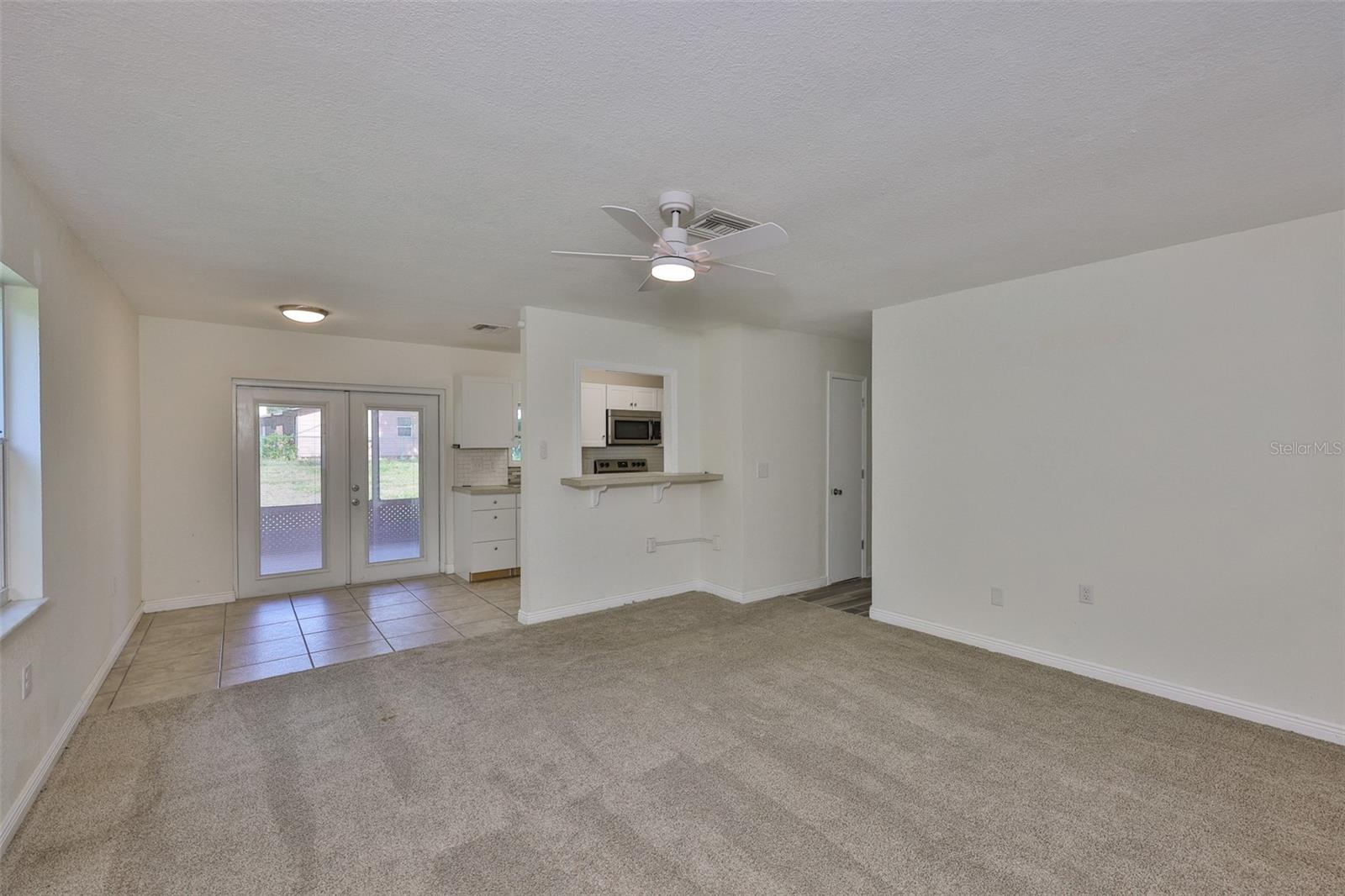 Image 8 of 33 For 1019 Lakeside Drive
