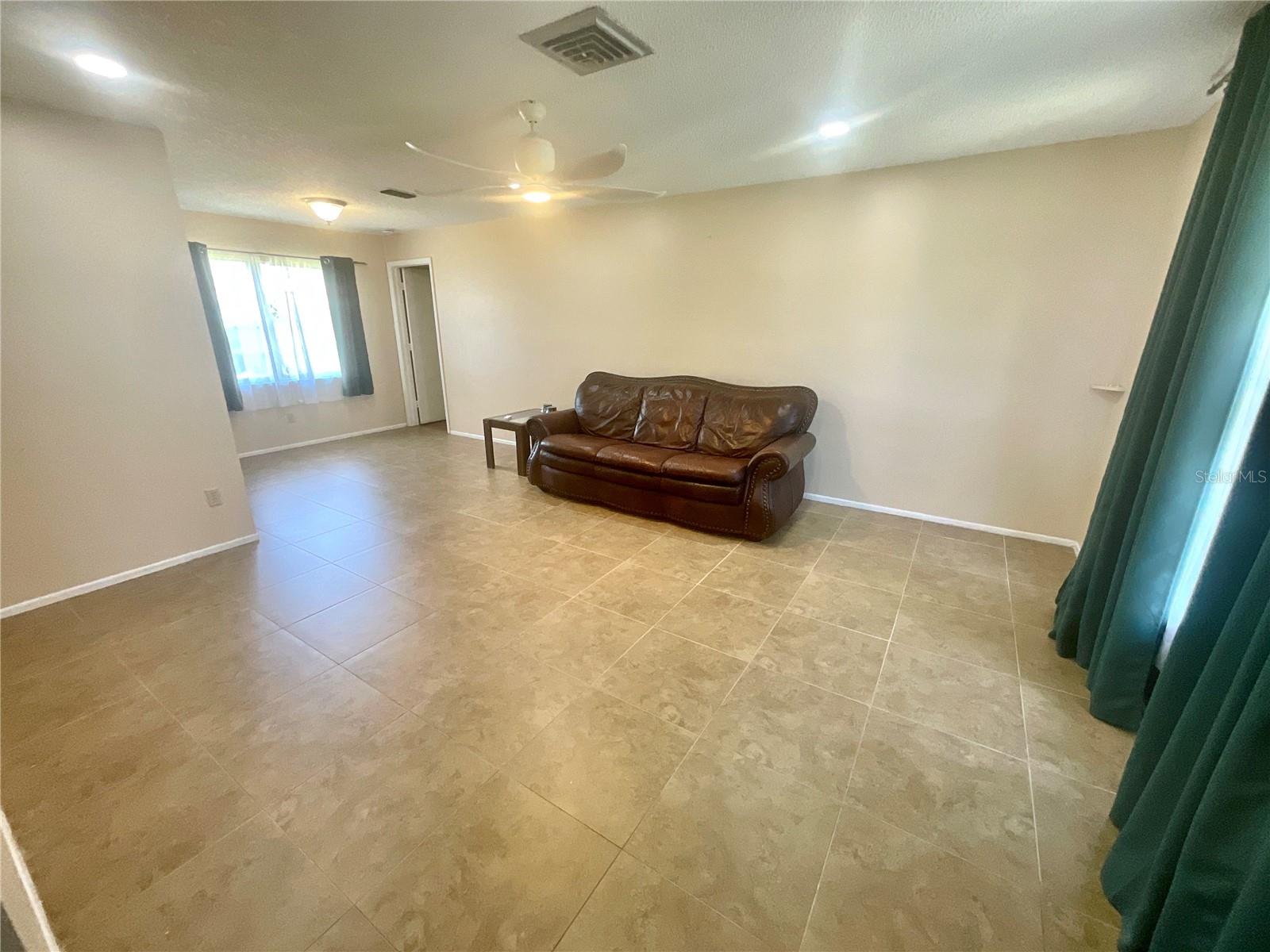 Image 6 of 26 For 2239 Tulip Tree Lane