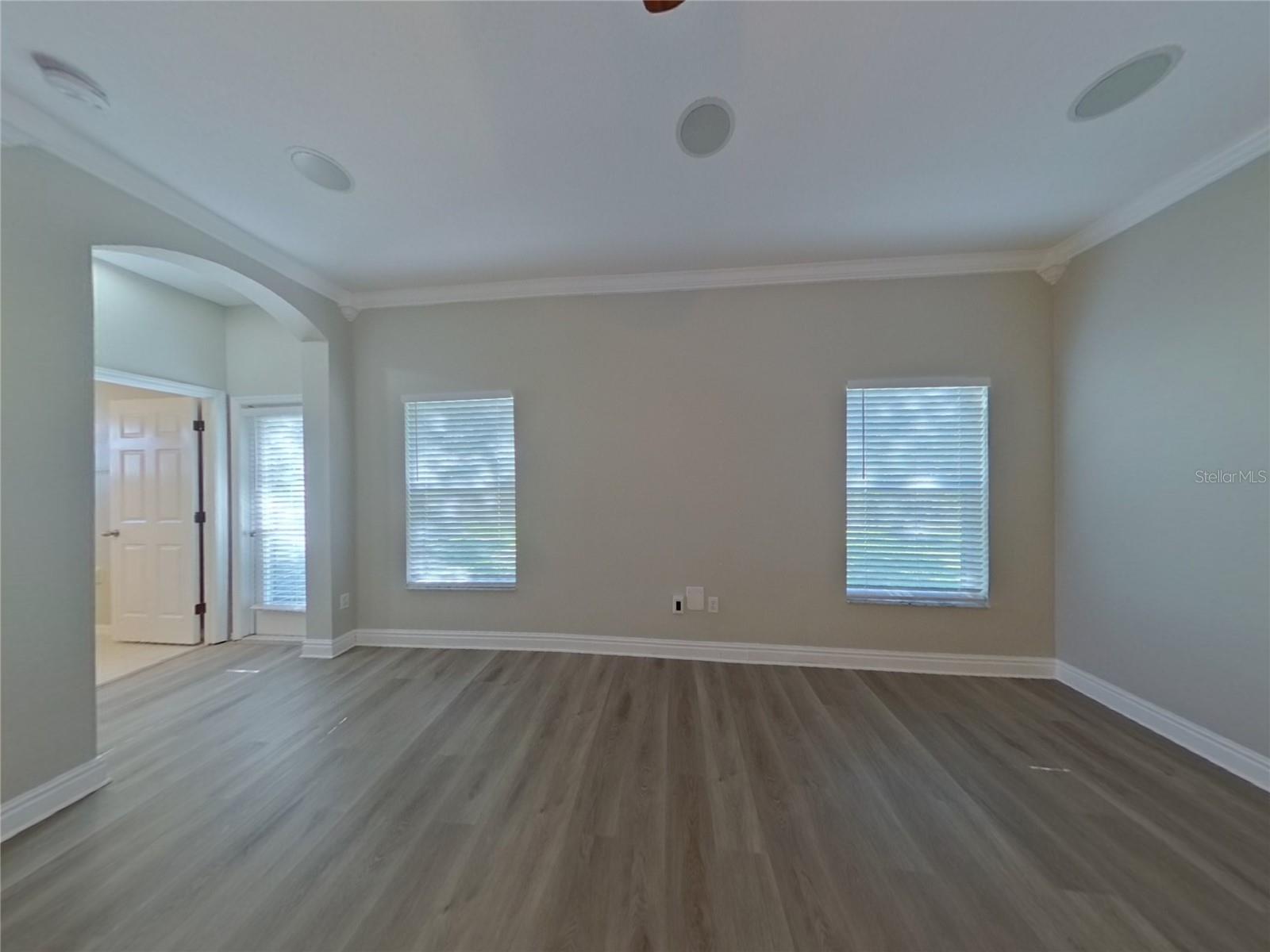 Image 4 of 23 For 1421 Emerald Hill Way